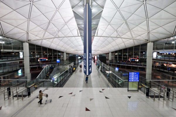 香港国際空港での乗り継ぎ時間のつぶし方！トランジット観光で100万ドルの夜景を楽しむ！