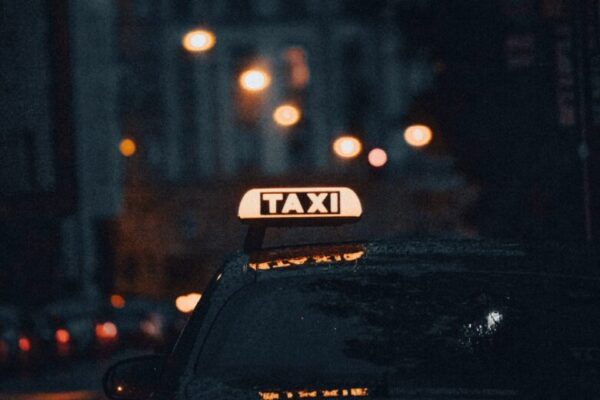 [2023年]セブ島で使えるタクシーアプリはGrab！初乗り約100円！ホテル手配もあり！