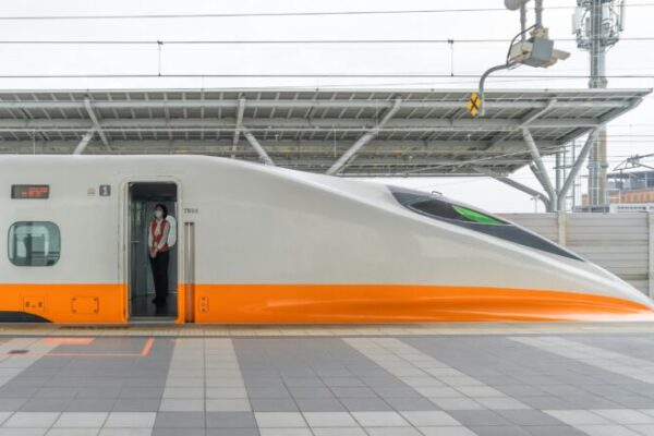 台湾の新幹線「台湾高速鉄道(高鉄)」に乗るなら２枚目無料キャンペーンを利用すべし！